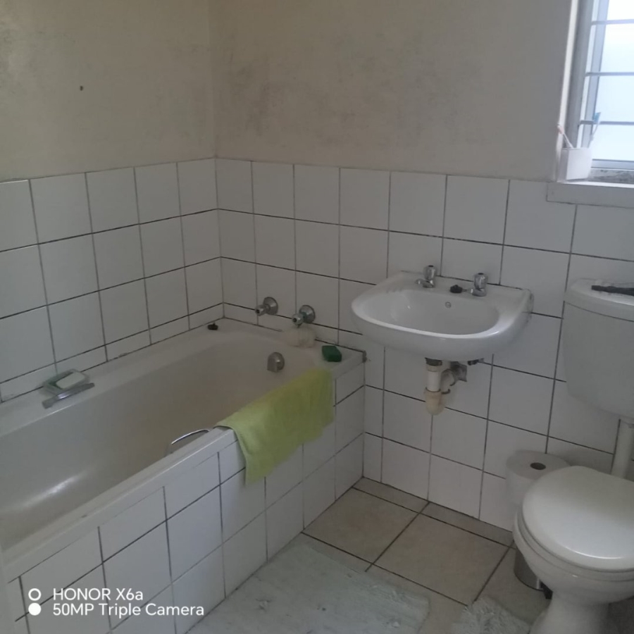 2 Bedroom Property for Sale in Morgan Village Western Cape